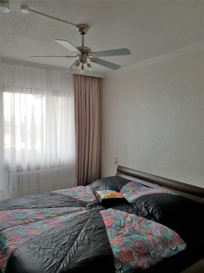 60 Qm Mit Aussicht In Konz Exterior foto