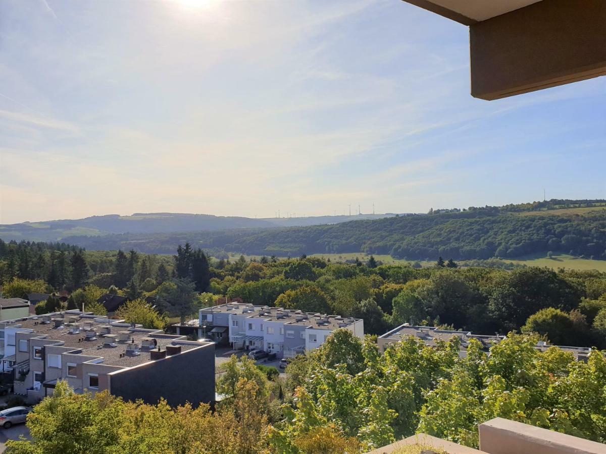 60 Qm Mit Aussicht In Konz Exterior foto